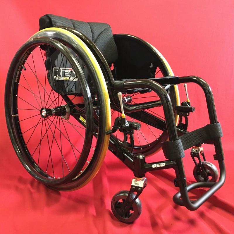 凄い！和製リジット車椅子 OXエンジニアリングのREV XR | COM泉屋
